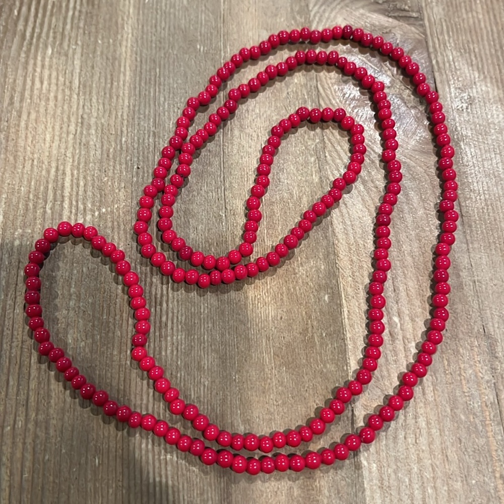 Vintage red, white and blue Beaded Necklaces Set of 6 - Picture 3 of 9